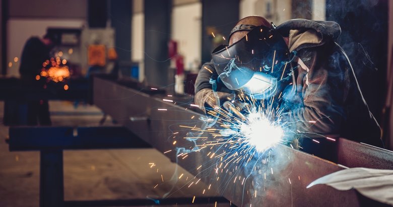 Sanayi üretimi geçen yıla oranla yüzde 6,4 arttı