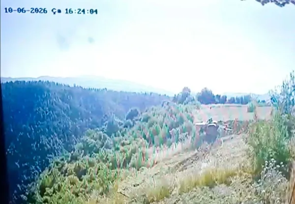 manisada-yurekleri-daglayan-kaza-4-cocuk-babasi-bayram-dogrudan-aci-haber-1781184120285.png