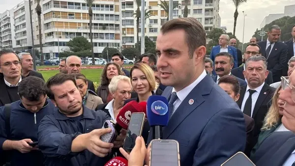 izmirde-chp-ile-yeni-parti-arasinda-cep-telefonu-kavgasi-yargi-yolu-gorundu-1788192880812.png