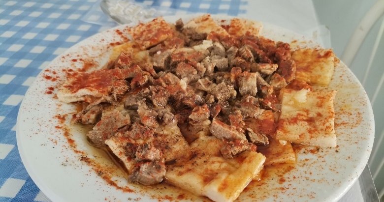 Manisa’nın geleneksel yemekleri arasında yer alıyor! Kırkağaç çakal pideli paça tescillendi