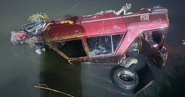 Balıkesir’de otomobil dereye uçtu
