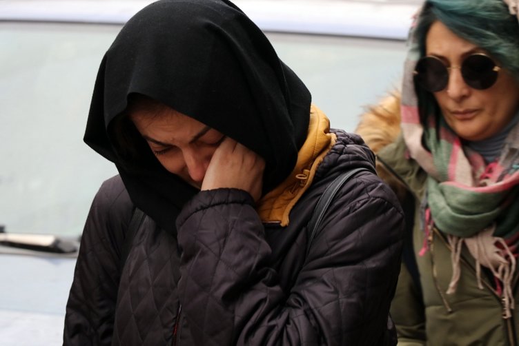 İzmir’de gelinlikle son yolculuğuna uğurlandı