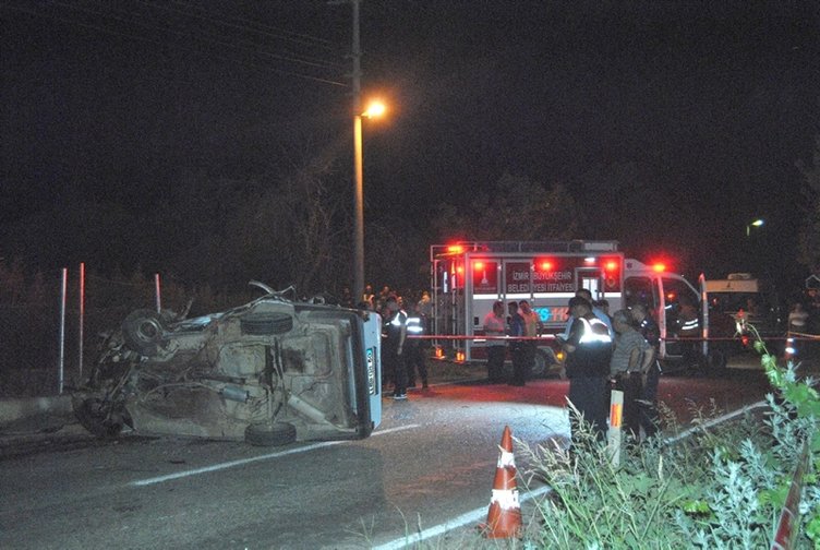 İzmir’de feci kaza! 2 kişi hayatını kaybetti 1 ağır yaralı