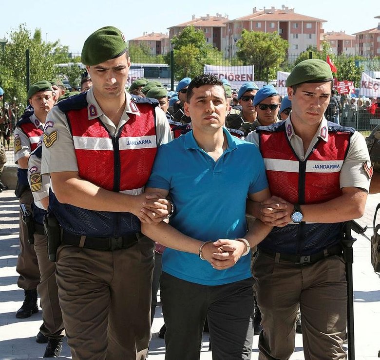 FETÖ’cü hain Hakan Karakuş’tan mahkemede görülmemiş çark