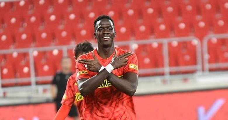 Göztepe’de Ndiaye coştu, Ideye ise beklentileri karşılayamadı