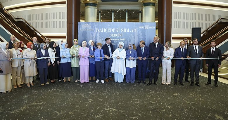 Emine Erdoğan ‘Bahçedeki Sırlar’ sergisinin açılışını yaptı