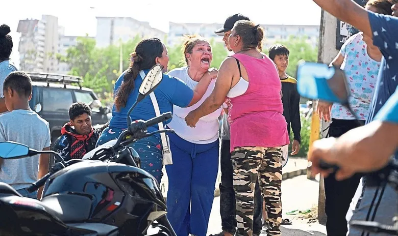 Venezuela’da çifte felaket