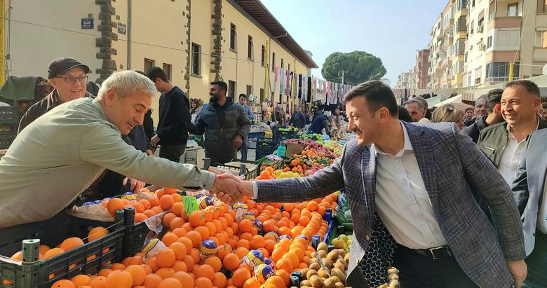 İzmir Büyükşehir Belediye Başkan adayı Dağ, hasta çocukları ziyaret etti