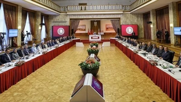 CHP, İmralı’ya gitmeyeceğini açıkladı! DEM Parti tepki gösterdi