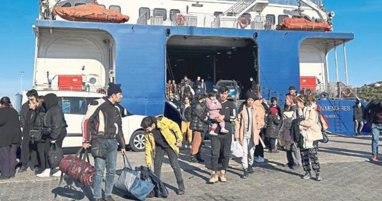 180 depremzede gemiyle İzmir’e getirildi