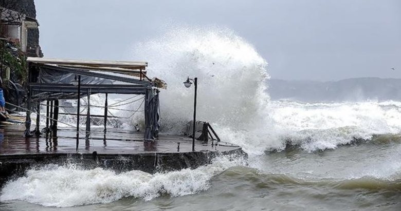 İzmir’de vapur seferleri yeniden başladı