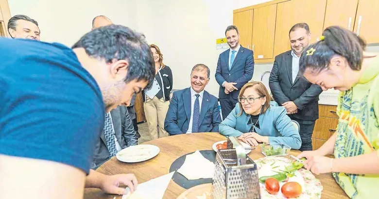 Tugay, sosyal projeleri yerinde inceledi