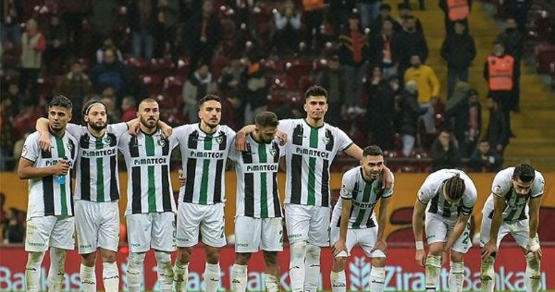 Denizlispor’da transfer yasağının kalkması için 100 milyon liraya ihtiyaç var