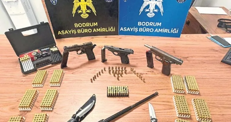 Silah kaçakçılarına baskın: 2 tutuklama