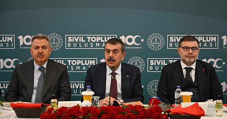 Bakan Tekin İzmir’de konuştu: Genel bütçeden en büyük pay eğitime ayrıldı
