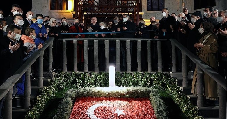 Darbeci odaklara ve beynini batıya satanlara geçit yok