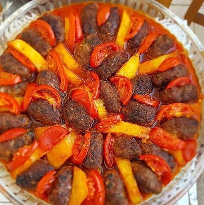 İzmir köfte nasıl yapılır? İzmir köfte malzemeleri ve tarifi...