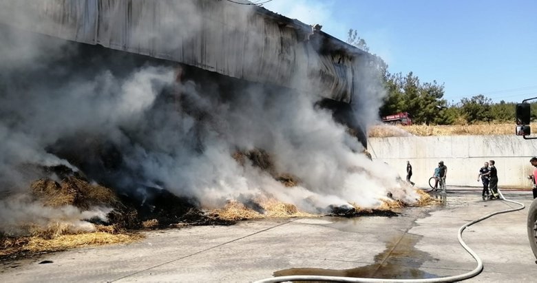 Manisa’daki yangın korkuttu! 150 ton saman küle döndü