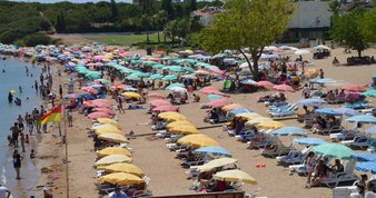 Bilim Kurulu üyesi Özlü’den tatilden dönenlere uyarı