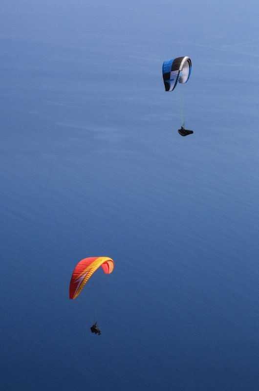 Paraşüt tutkunları Muğla Alatepe’de gökyüzüyle buluşuyor