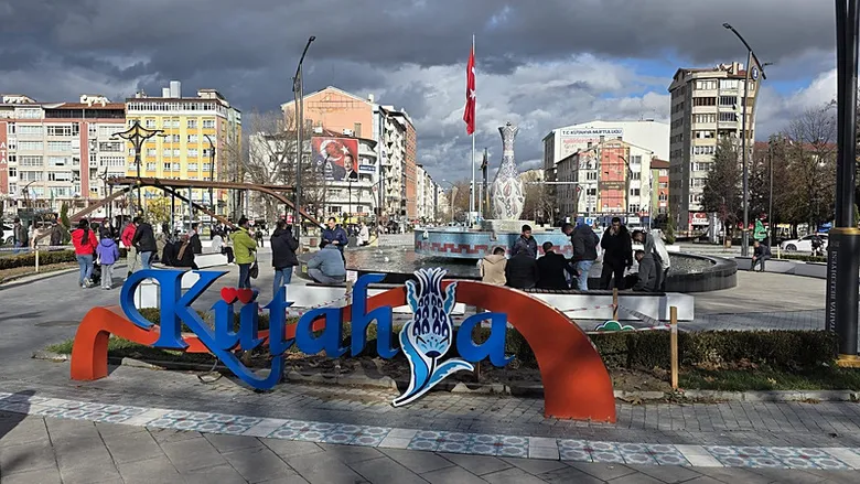 turkiyenin-en-mutlu-sehirleri-belli-oldu-egenin-o-listedeki-yeri-sasirtti-turkiyenin-en-mutlu-sehirleri-listes-1792565530859.png