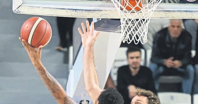 Manisa kötü seriyi bitiremedi