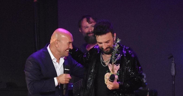 CHP’li İzmir Büyükşehir Belediye Başkanı Tunç Soyer’in Tarkan yalanı ortaya çıktı! Konserin faturası 23.5 milyon lira
