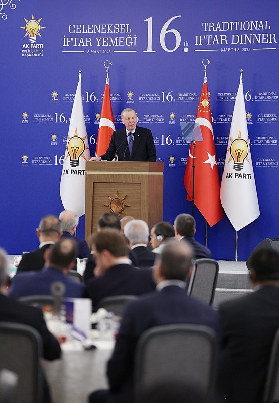 Başkan Erdoğan’dan iftar programında önemli açıklamalar