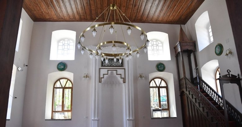 Restorasyonu yapılan tarihi Hamidiye camisi açıldı