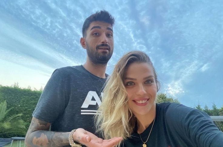 İdo Tatlıses ve Yasemin Şefkatli’nin bebekleri dünyaya geldi! Çiftin ikizlerin adı...