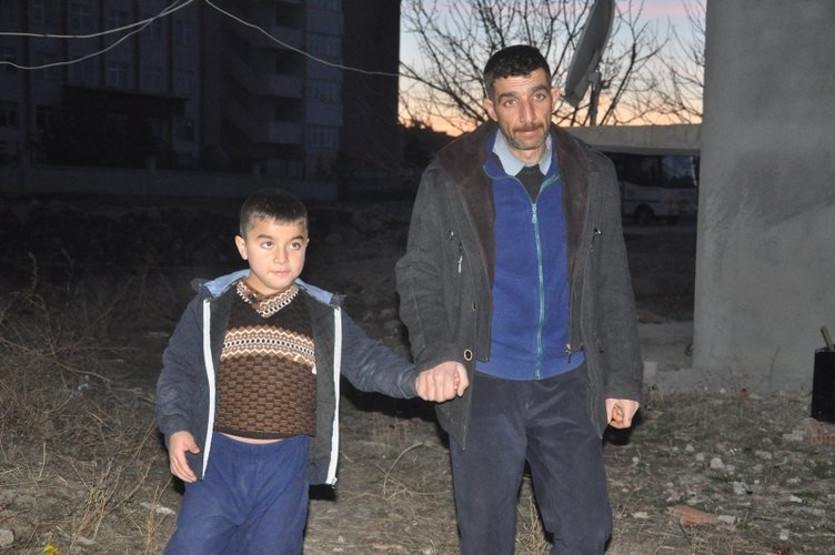 Çaresiz babanın oğlu için feryadı! Oğlu için organlarını satışa çıkardı