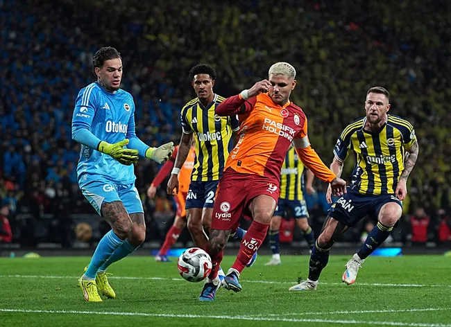 derbide-basladi-galatasaray-fenerbahce-canli-1777226377758.png