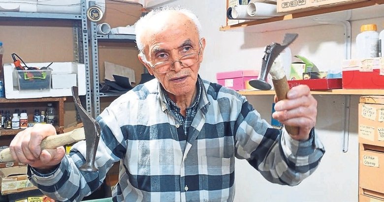 60 yıllık ayakkabı ustası teknolojiye karsı direniyor