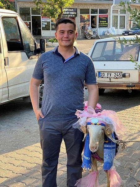 Buldan’da ’gelin koçu’ geleneği unutulmadı