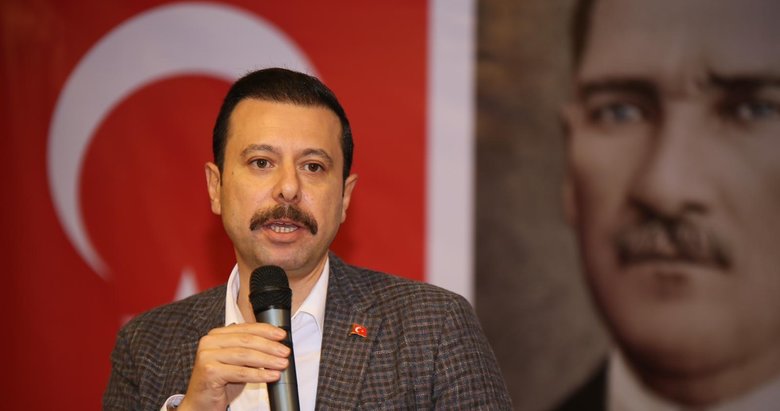 AK Partili Kaya’dan Tunç Soyer’e tepki: Gezmeyi bırak, görevini yap!