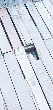 Gün batımı terası çürümeye mi terk edildi!