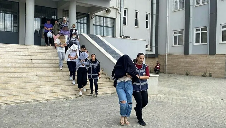 4 ildeki sanal eskort baskınında 12 gözaltı