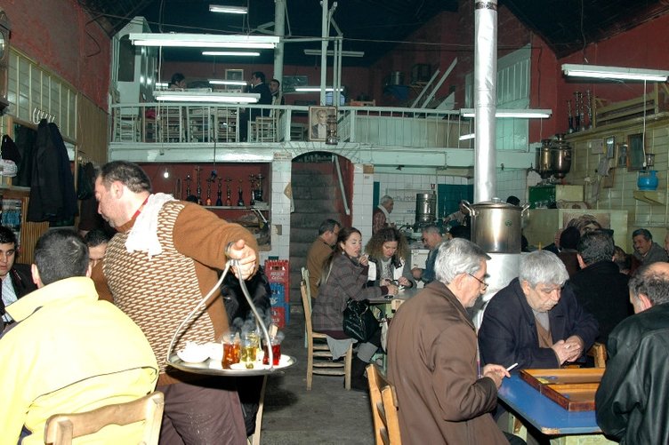 Seçim günü kahvehaneler açık mı? 28 Mayıs pazar günü kıraathaneler kapalı mı?