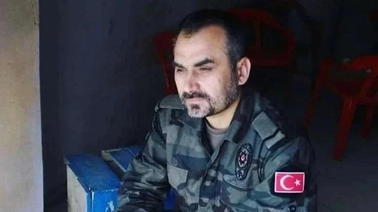 Suriye’den İzmir’e şehit ateşi düştü! Şehit polis Hüseyin Şimşek’in evinin önünde taziye çadırı kuruldu