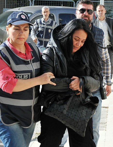 Kâr edenler susuyor zarar edenler ağlıyor