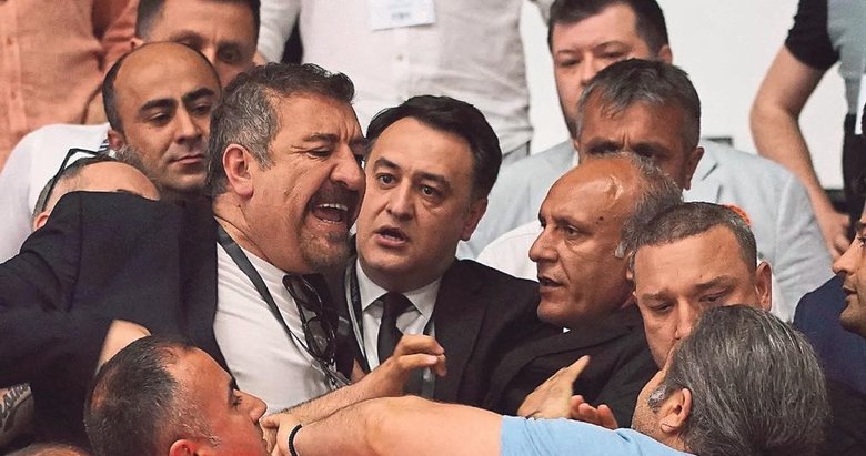 Genel Kurul’da yumruklar konuştu