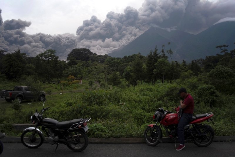 Guatemala’da yanardağ patladı: 25 ölü