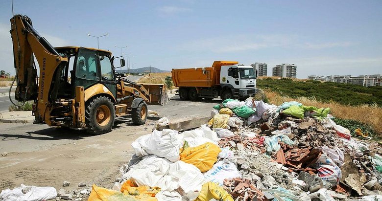 İzmir’de skandal görüntü! Bariyerleri yıkıp, doğaya 50 ton moloz döktüler