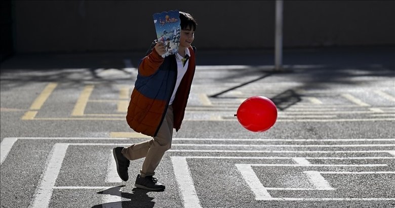 Okullarda yarıyıl tatili için son ders zili yarın çalacak