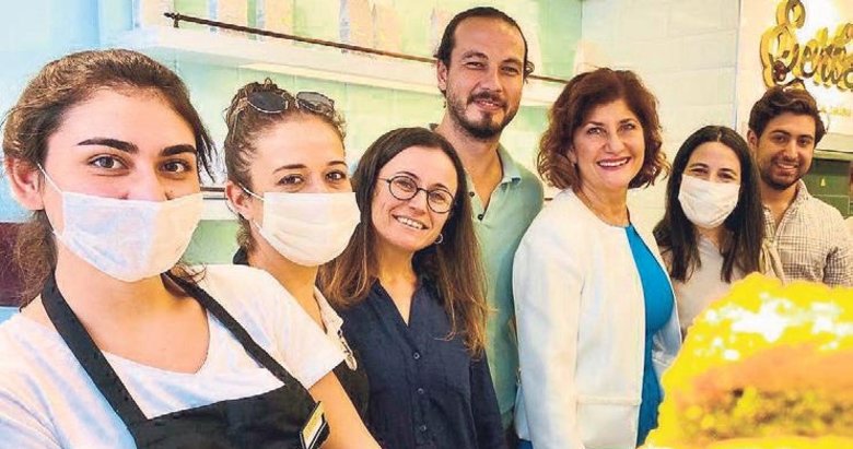 Şerbet Sıcak Baklava’nın 6. şubesi Aliağa’da açılıyor