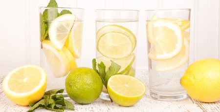 Limonlu suyun faydaları neler? Limonlu su içmek...