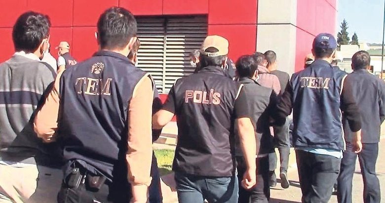 FETÖ’den yargılanan avukatlara ruhsat onayı!
