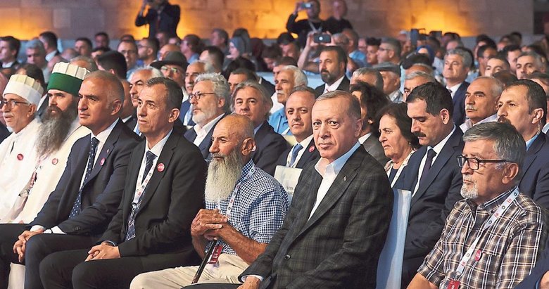 Abdülhamid Han’dan güzel haber bekliyoruz