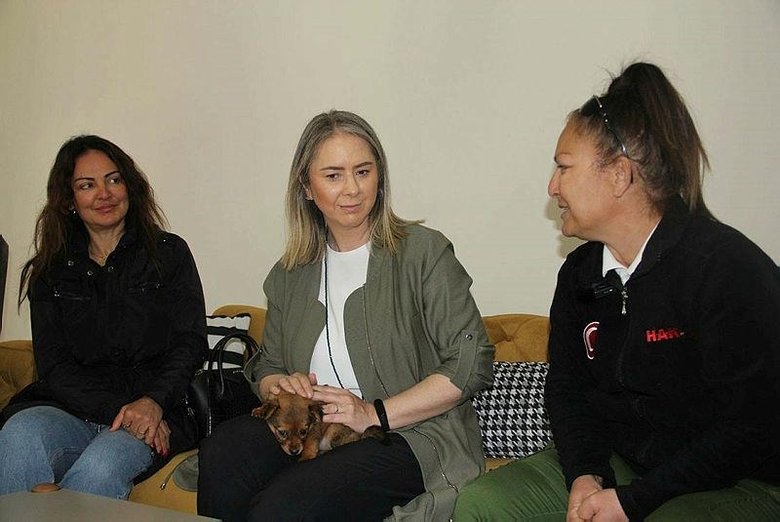 AK Partili Çankırı’dan sokak hayvanları için İzmir’e 2 müjde