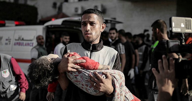 14 bin Filistinlinin sığındığı Kızılay merkezini vurdular